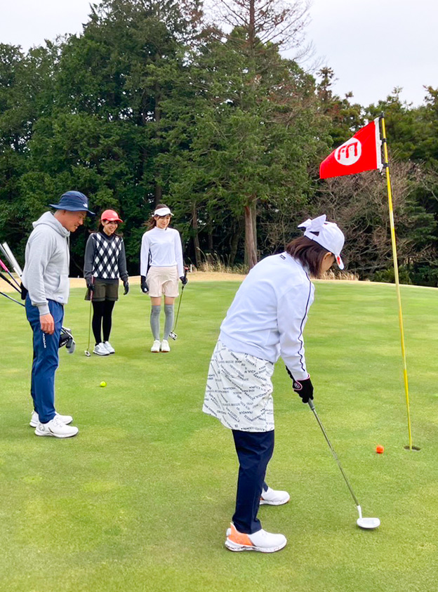 ラウンドレッスン