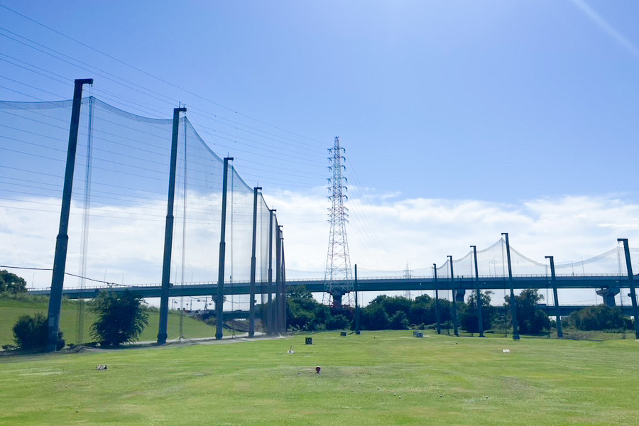 万場大橋日吉ゴルフ練習場